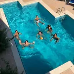 Alexia Atolon 1st Floor Stairs 2br Pool View 9 Min To Sea 5min To Town At1833 *