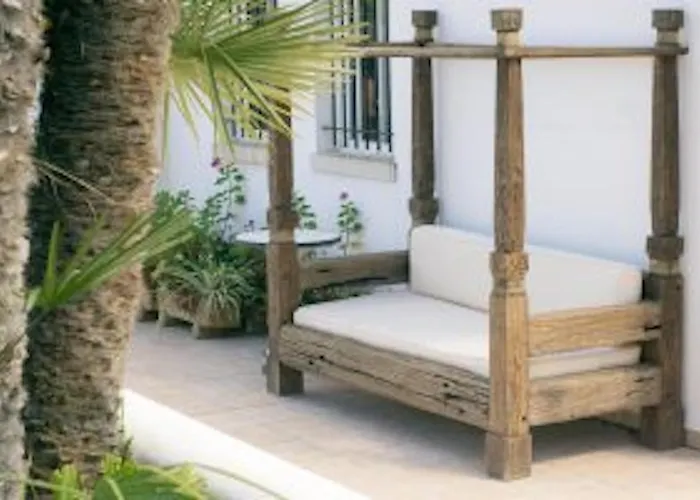 Alexia Atolon 1st Floor Stairs 2br Pool View 9 Min To Sea 5min To Town At1833