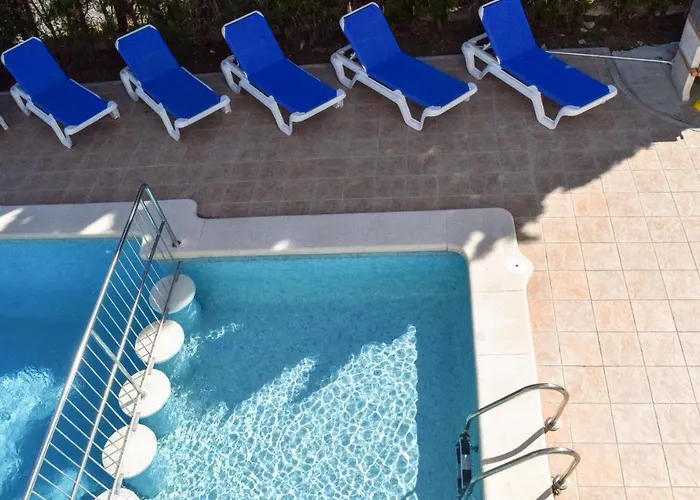 Alexia Atolon 1st Floor Stairs 2br Pool View 9 Min To Sea 5min To Town At1833 Apartment Port de Pollenca