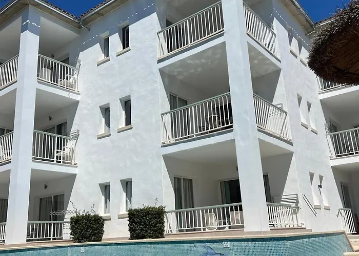 Alexia Atolon 1st Floor Stairs 2br Pool View 9 Min To Sea 5min To Town At1833 *