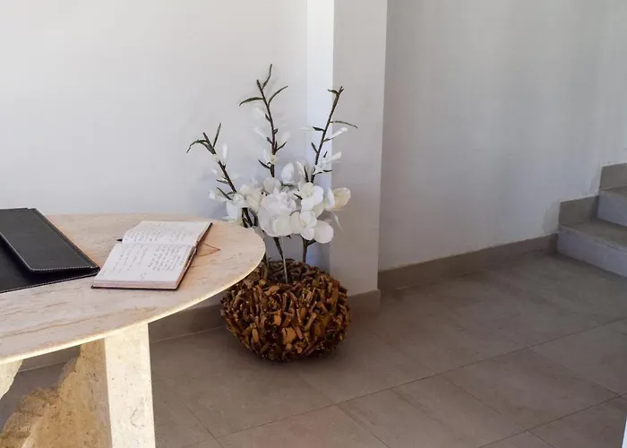 Alexia Atolón 1st Floor Stairs 2br Pool View 9 Min To Sea 5min To Town At1833 *